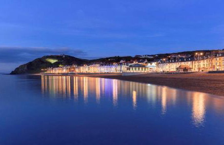 Luxury 2 bedroom town apartment - Foto 16