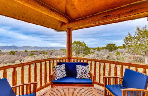 Spacious Rifle Cabin w/ Deck + Mountain Views! - Foto 24