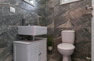 Holiday home Aprilis with pool, jacuzzi and sauna - Foto 39