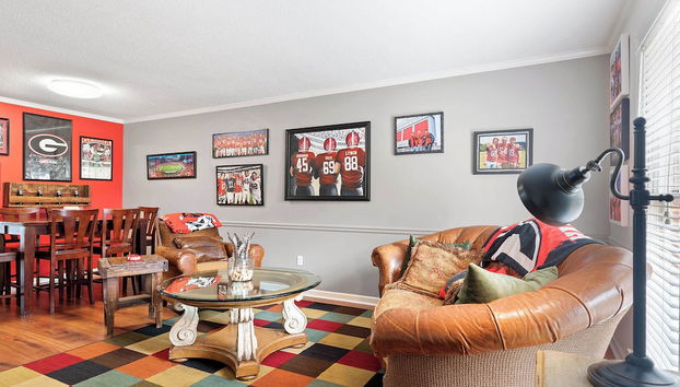 Five Points Dawg Crib On Campus - Foto 2, Imagen principal