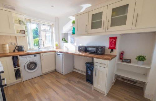 The Secret Garden - West Sussex - 3BR House with Drive - Foto 16