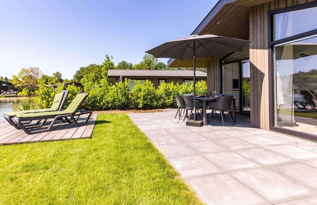 Chalet by Pond in Holiday Park - Photo 31