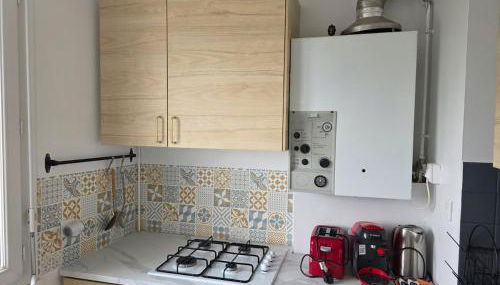 Cozy studio, 5 min from Cosne train station, 3rd floor - Foto 5