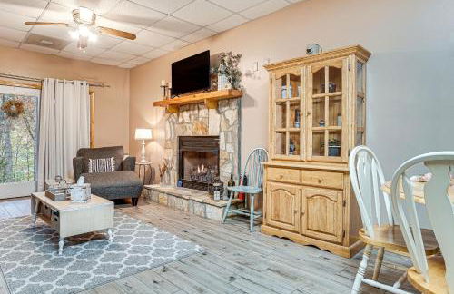 Spacious Home in Helen with Porch and Balcony! - Foto 12