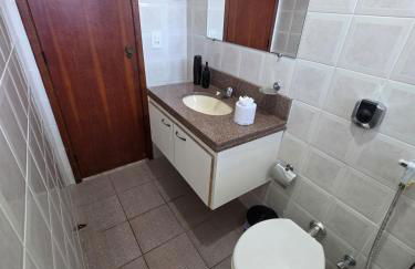 Cobertura com piscina no bairro mais charmoso de Cabo Frio, 400mts da praia do Forte - Foto 15