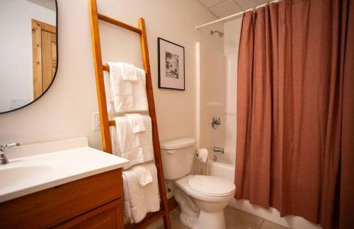 The Ridge: A Modern Cabin - Foto 22