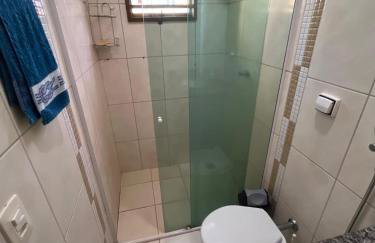 Casa espaçosa em bairro nobre - Foto 12