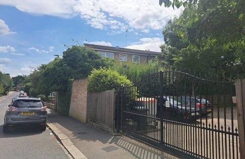 1 bedroom flat with allocated parking - Foto 4