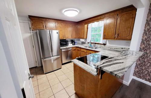 4-Bedroom House Close to Beach - Foto 6