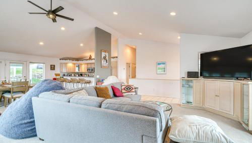 Inviting Great Falls Home with Wraparound Deck! - Foto 4