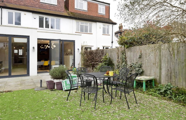 Wonderful Family Home With Garden Near Twickenham by Underthedoormat - Foto 2