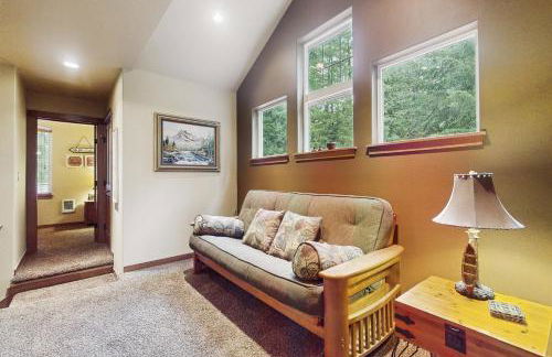 Fireside Escape at Lake Cushman - Photo 15