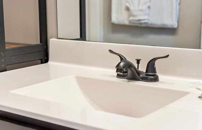 A Birds Eye Bridge View - 5 BDR w/ Private Hot Tub - Foto 27