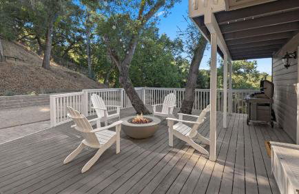 Hidden Oaks Farmhouse by Avantstay Hot Tub, Deck - Foto 70