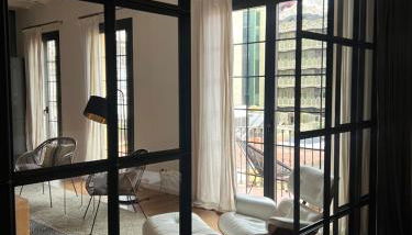 Top ten street in the world by Time Out Front View of Casa Batlló - Photo 4