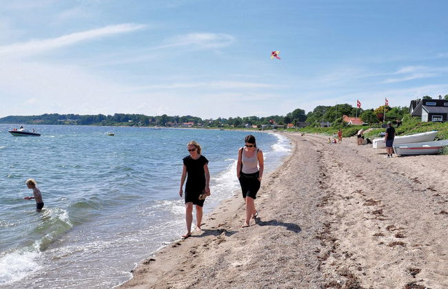 "Snezana" - 150m from the sea - Photo 27