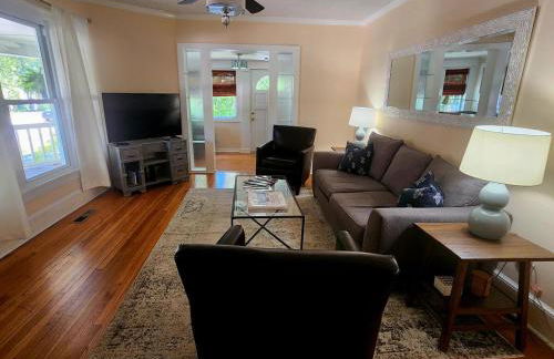 Downtown Cary 1930s Bungalow - Great walkability - Foto 18