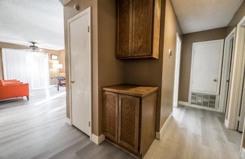 Private Oasis with Pool - Foto 46