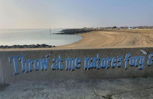 Awave From It All - Escape the city life - Foto 42