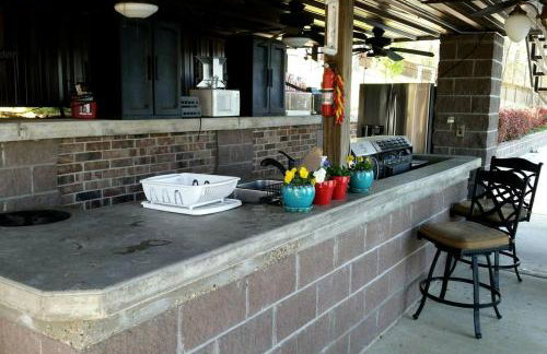 Spacious Rental with Incredible Views for a Group Vacation in Royal, Arkansas - Foto 34