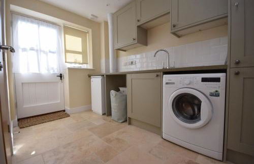 The Dairy , Emsworth - Photo 13