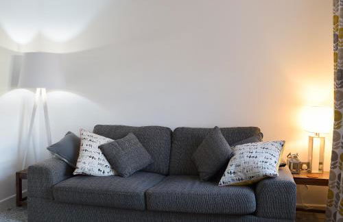 Ivy Bush Cottage - Photo 8