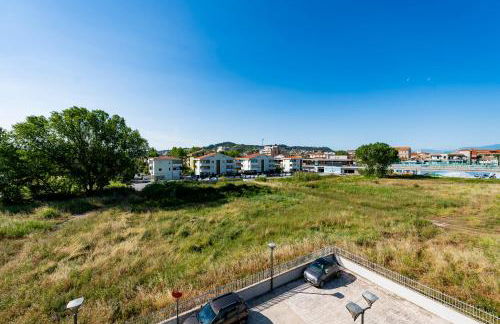 GuestHost - Bright Apartment with Terrace - Photo 36