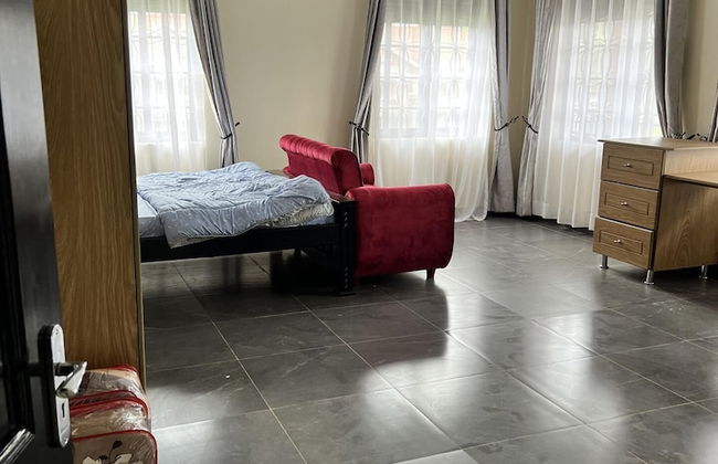 Inviting 9-bed Villa in Kampala - Foto 2