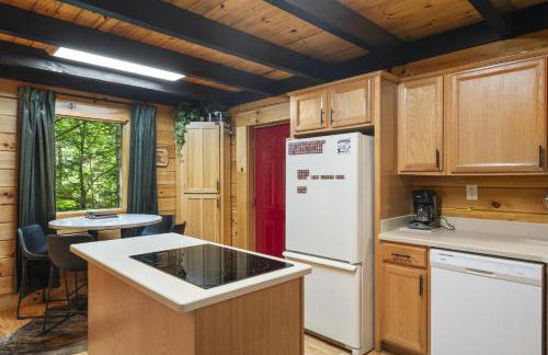 Hillside Haven - Hot Tub, Fire Pit, WiFi, Updated - Foto 15