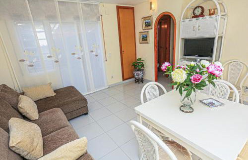 LTIORAL COSTA DORADA - CASA MERCURI Only families - Photo 10