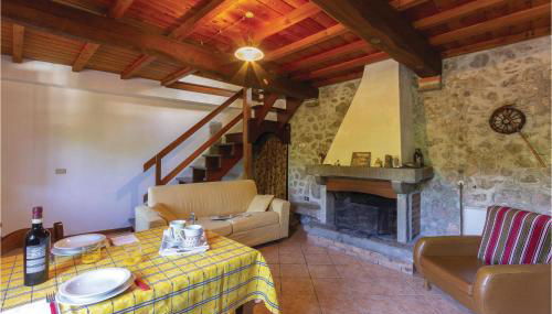 Gorgeous Apartment In Casoli Lu - Foto 3