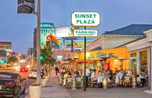 Hollywood Hills Spa Retreat Oasis with Tree Top Views, Private Jacuzzi Style Tub, Steam Room, Magical Half Acre Acre Garden and Patio, Free Parking for 2 cars, in LA's most Serene, Central Desirable Area - Foto 60