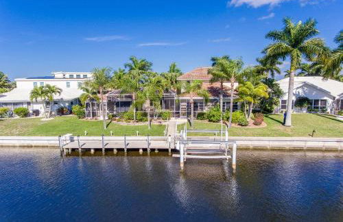 Villa Hibiscus-Waterfront-Free Heated Pool-Dock-Bikes-Other Amenities - Photo 60