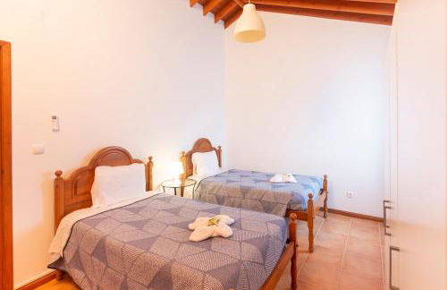 Casa da Vigia, Seaview House - sleeps 8 people - Photo 43
