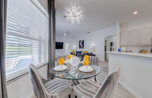 596 Modern 5 bed home overlooking beautiful golf course and conservation with Games room - Foto 27