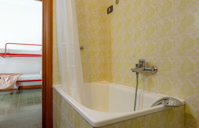 Beautiful 4-bed Apartment in Limonta - Foto 17