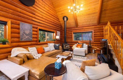 Riverfront getaway with sauna near mountains and hiking - Foto 52