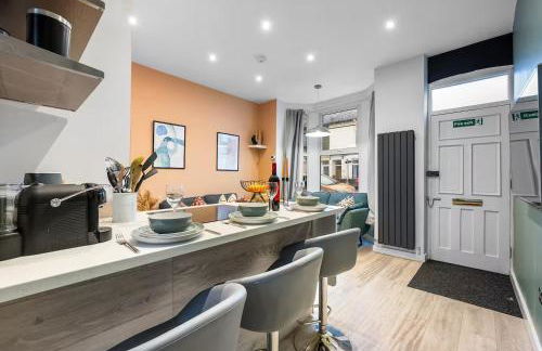 Aylesbury House 3 En-suite Bedrooms Parking Pets - Photo 27