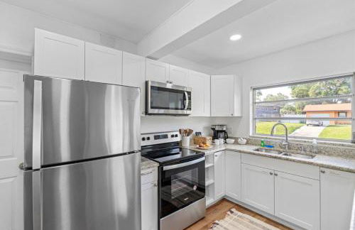 Amazing Mid Century Coastal, Heated Pool, Beaches - Foto 21