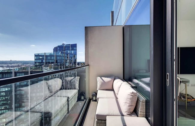 Ravishing 1BD Flat - 2 Minute Walk From the O2! - Photo 7