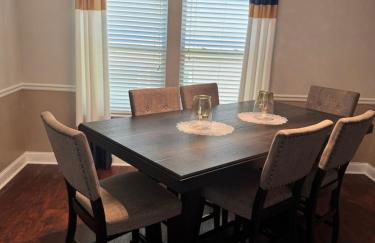 4 Bedrooms Private Backyard Smoke Room Garden Tub - Foto 25