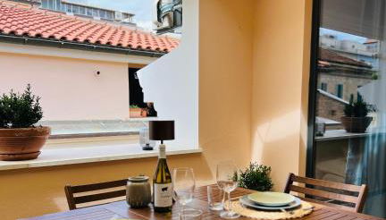 Loft62 - Centralissimo e tranquillo con parcheggio - Foto 2