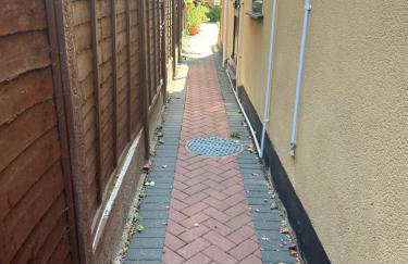 Studio flat Gants Hill with Free Parking - Foto 12