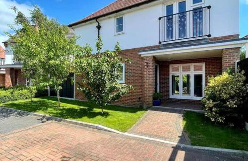 CHERRY MEWS by BOURNECOAST - A Detached Holiday Home with Parking and a Garden - HB7358 - Foto 17