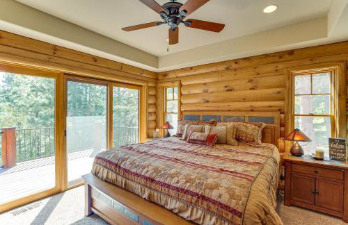 Furnished Decks & Game Room: Sturgis Rally Cabin - Foto 13