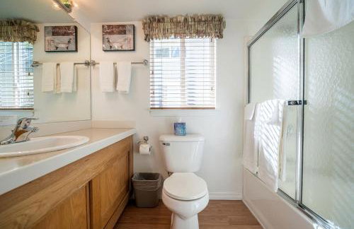 Elegant Cottage Rental on Banks of Trinity River, California - Foto 15