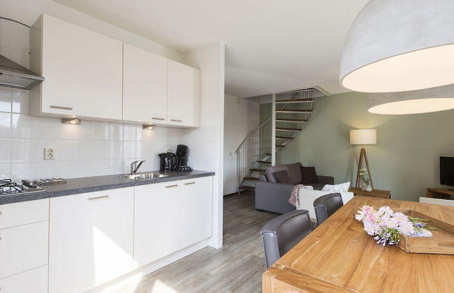 Charming Villa in Natural Surroundings - Photo 4