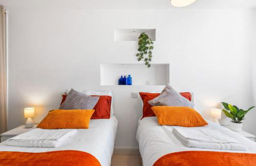 6 bedroom home for contractors and families - Photo 32