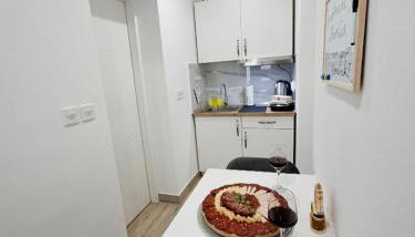 Studio apartmani FLAVO LUX - Foto 5, stove, minibar