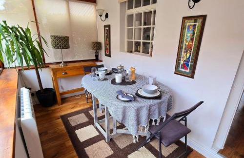 Gorgeous Two Bedroom Cottage, Pet Friendly! - Foto 4